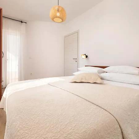 Maja And Sanja Apartament Baška